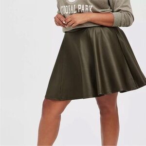 Torrid SIZE 6 faux leather olive skater skirt